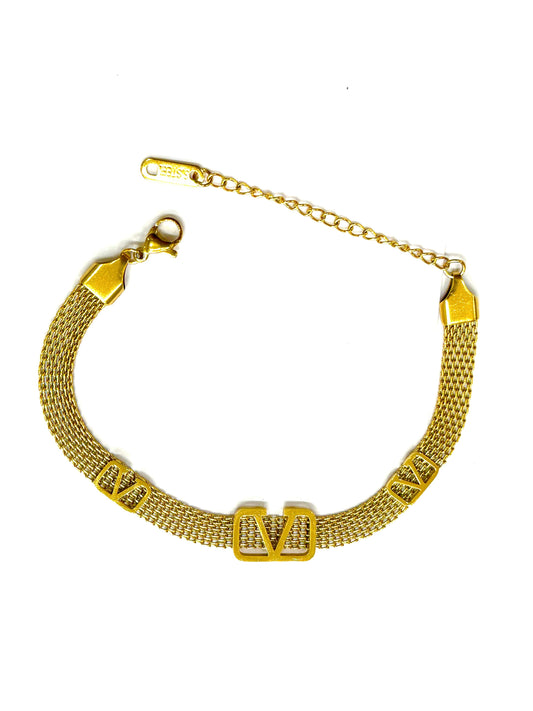 Golden Mesh “V” Bracelet