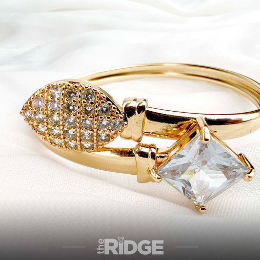 Gleamstone Charm Bangle – Crystal