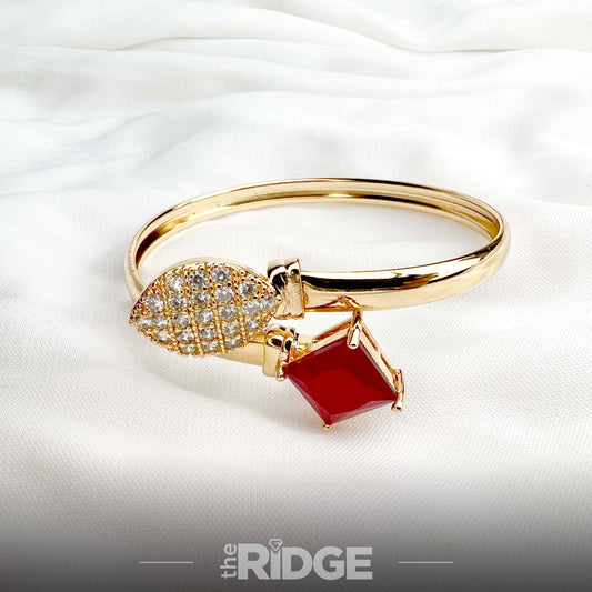 Gleamstone Charm Bangle – Red