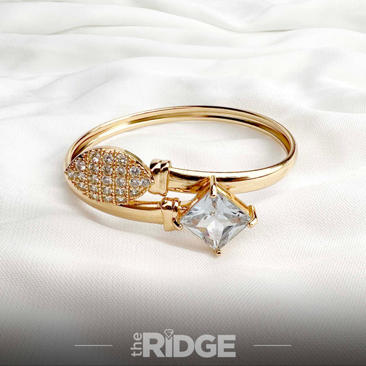 Gleamstone Charm Bangle – Crystal