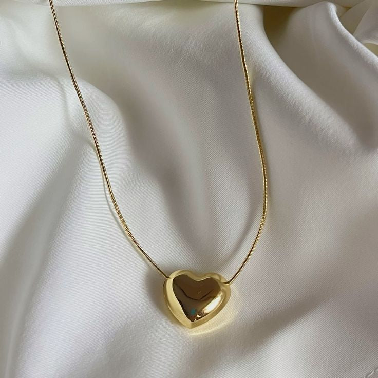 Gold Heart Pendant Necklace