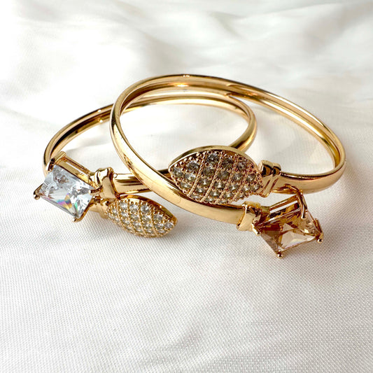 Set of 2 Gold Plated Adjustable Bangles
